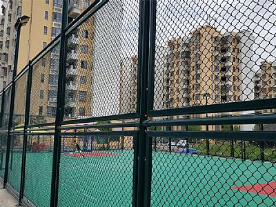 籃球場護(hù)欄